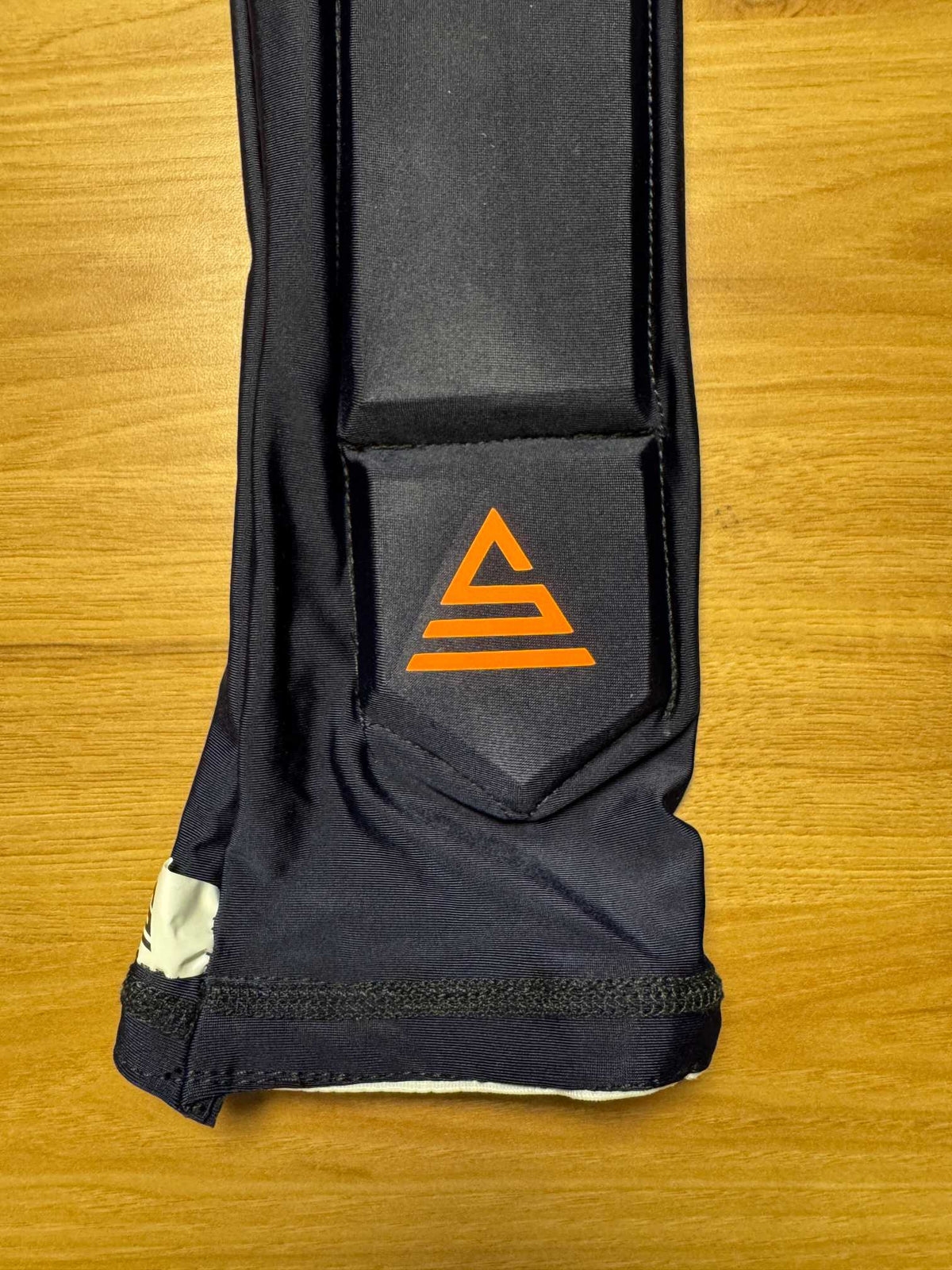Versant GC Arm Guard Adult - Navy Blue photo 4