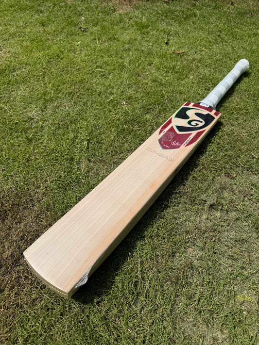 SG KLR Class cricket bat full view