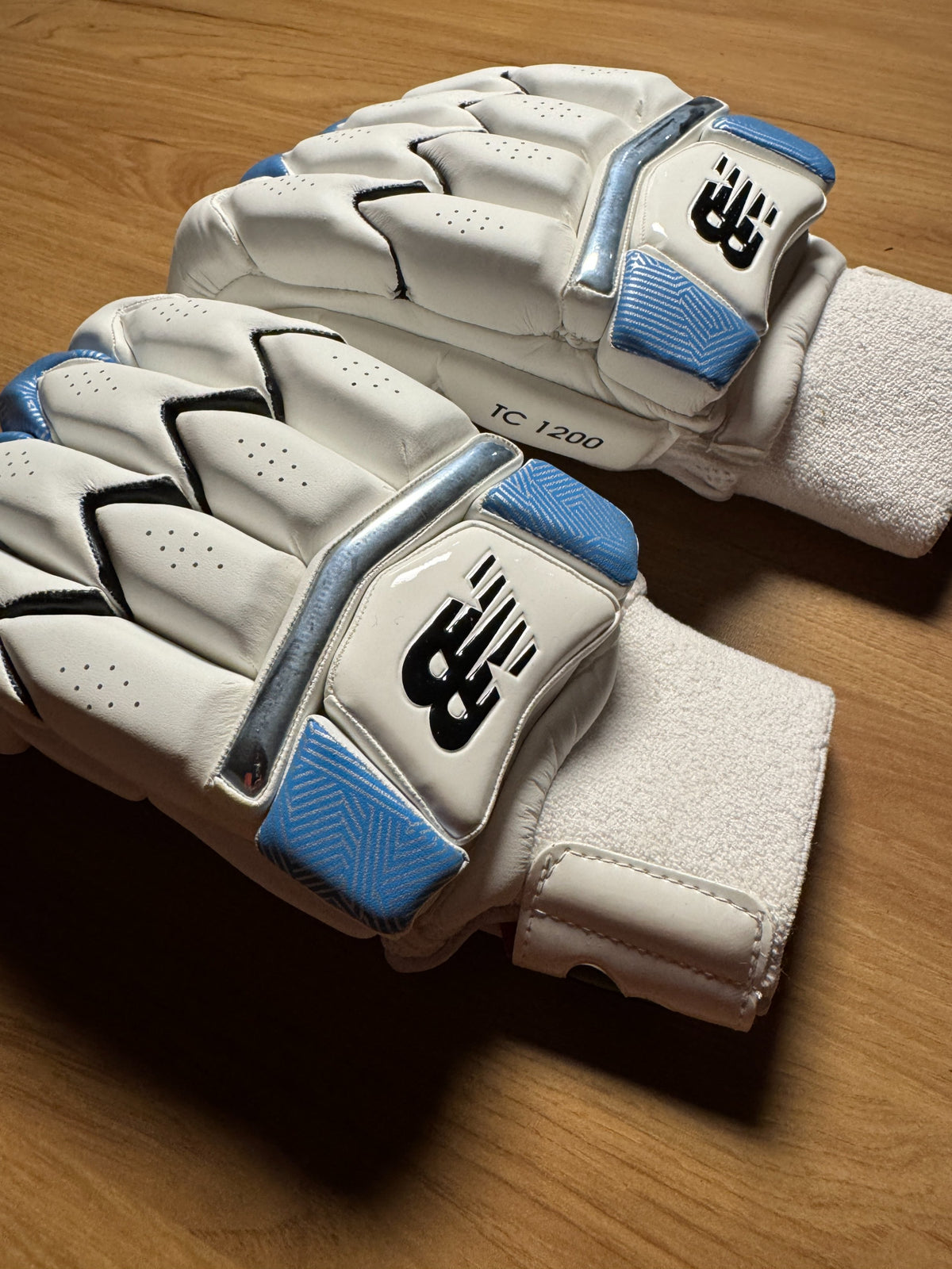 New balance batting gloves TC 1200