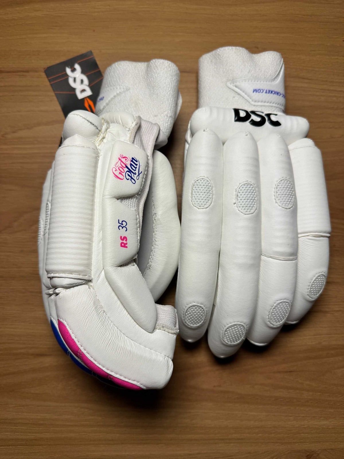 DSC RS35 God's Plan Men’s Right-Hand Batting Gloves - view 3