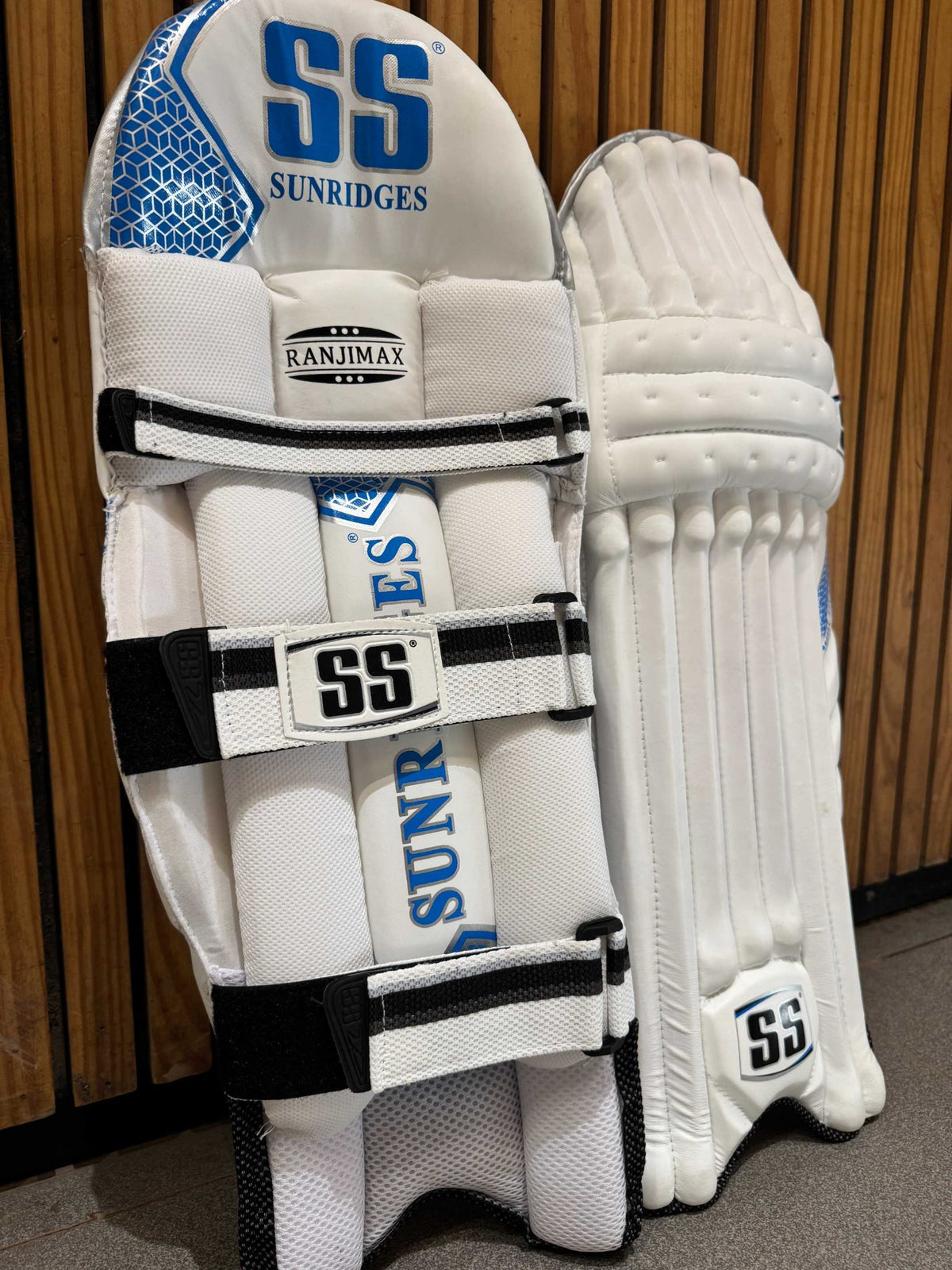 SS Ranjimax Men's Right-Hand Batting Leg Guards - view 2