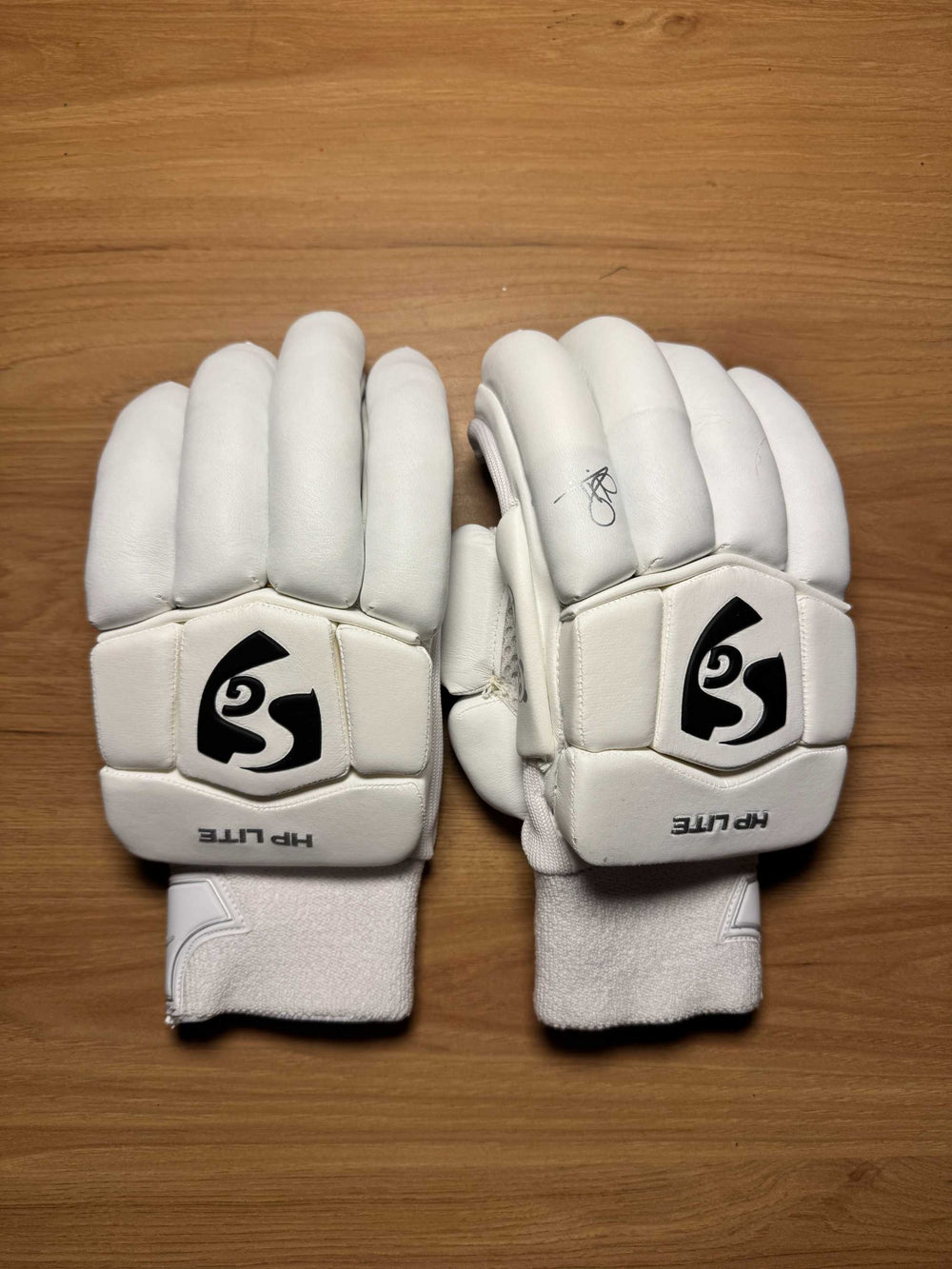 SG HP Lite  Batting Gloves
