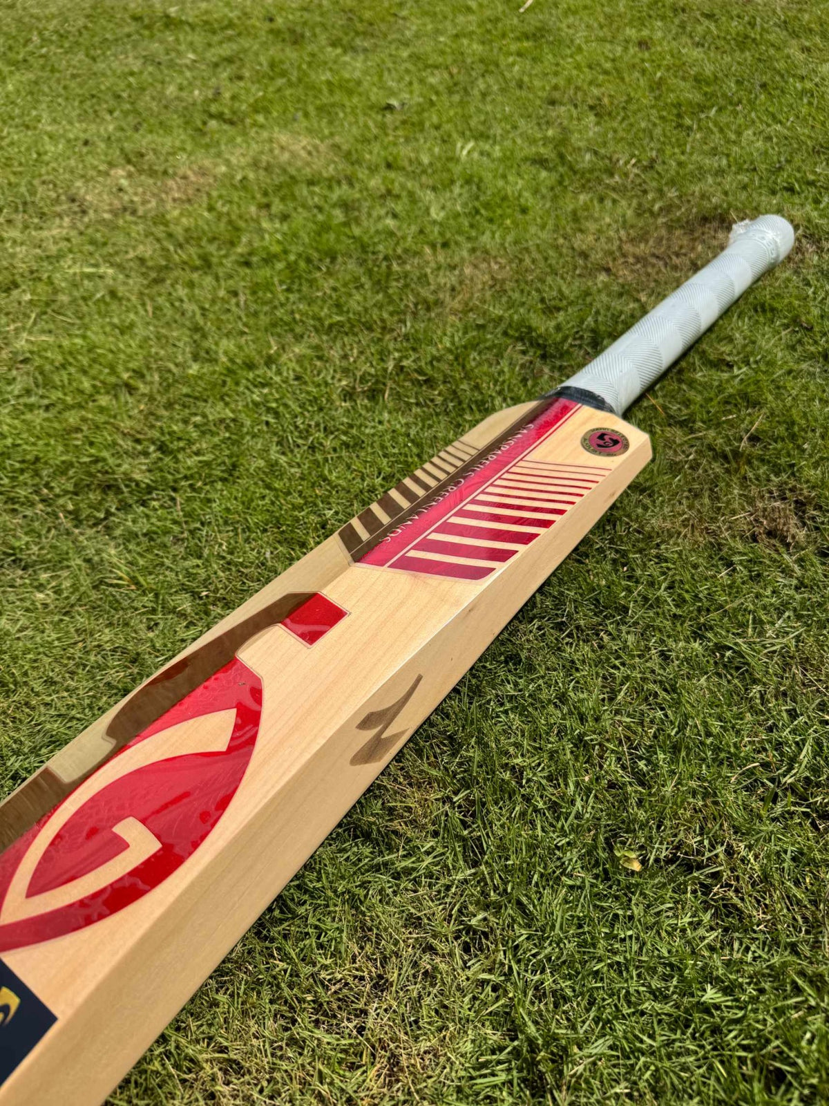 SG KLR 1 Classic cricket bat – view 6