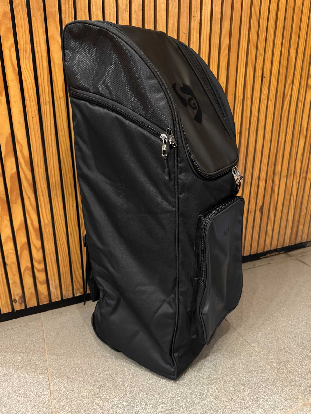 SG KLR-1 Wheelie Duffle Junior cricket kit bag side