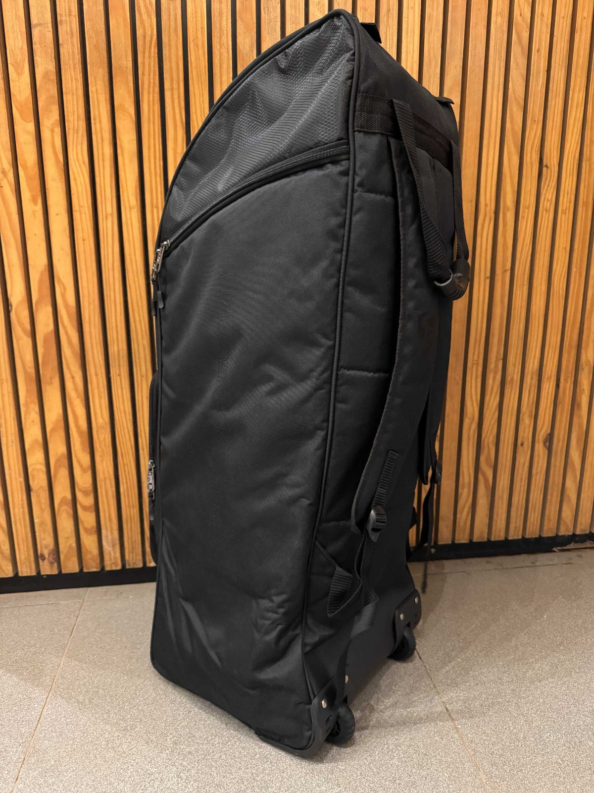SG KLR-1 Wheelie Duffle Junior cricket kit bag wheel detail