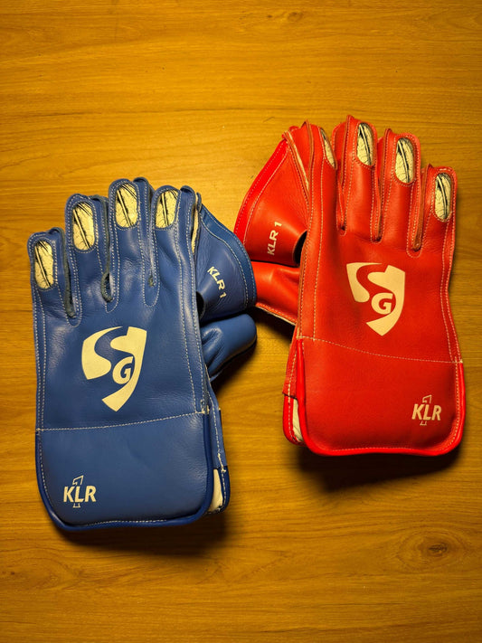 SG KLR-1 wicket keeping gloves front