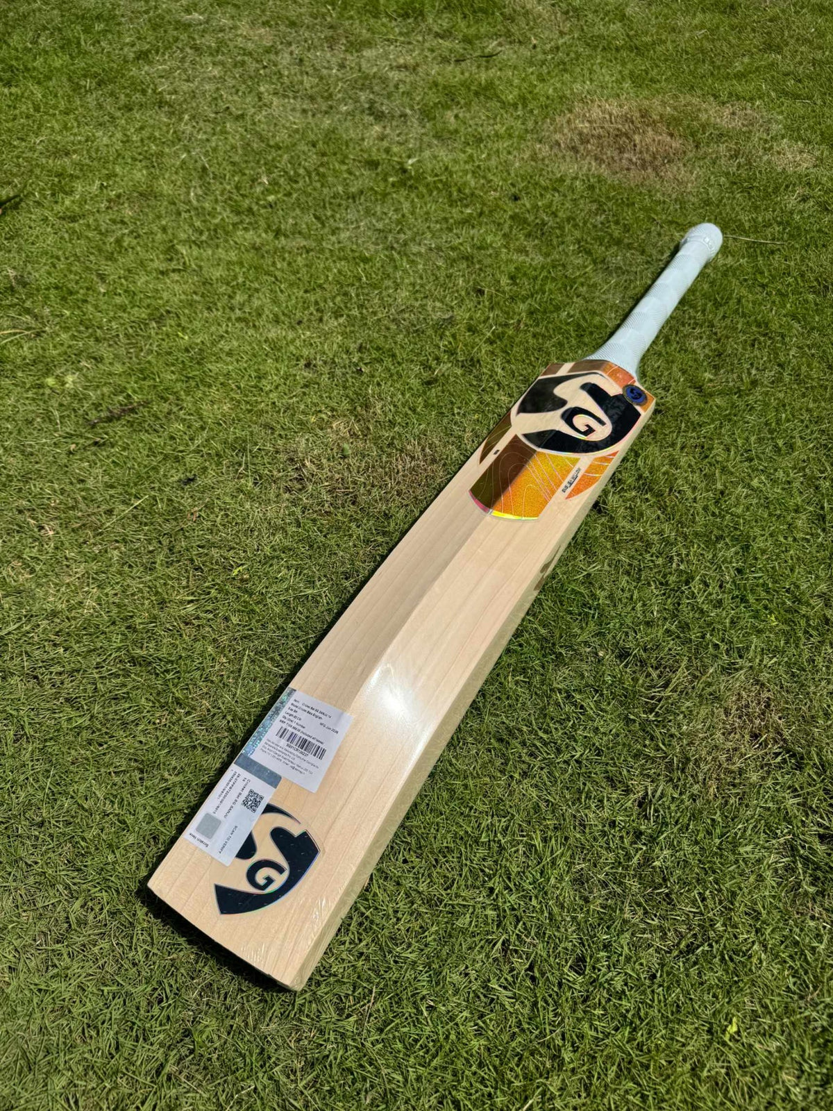 SG Sanju 14 Player Bat view 3