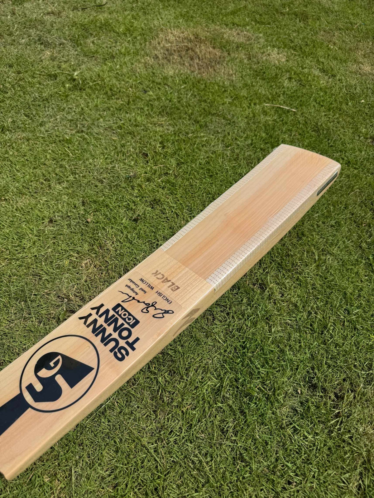 SG Sunny Tonny Icon Black cricket bat view 6