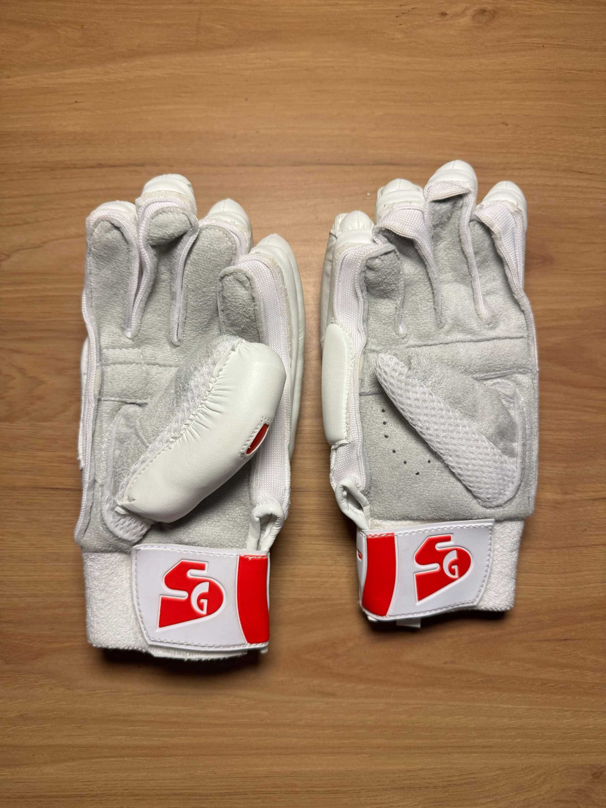 SG Sunny Tonny Icon Youth LH batting gloves palm