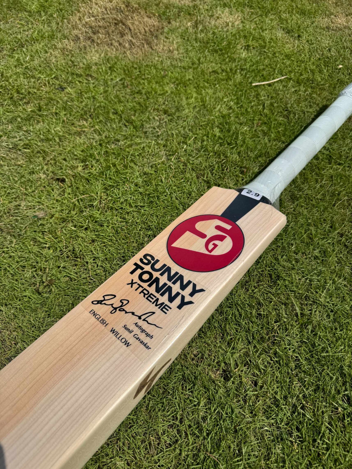 SG Sunny Tonny Xtreme cricket bat view 4