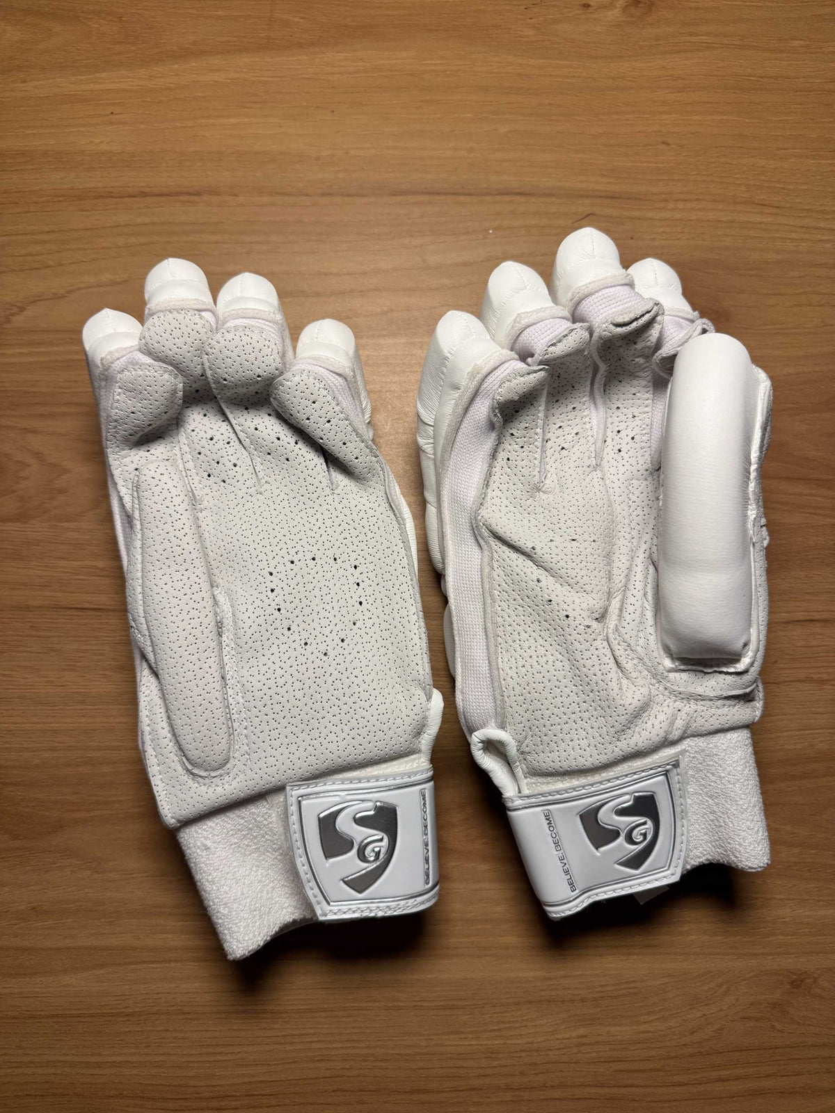 SG Test White Mens RH batting gloves palm