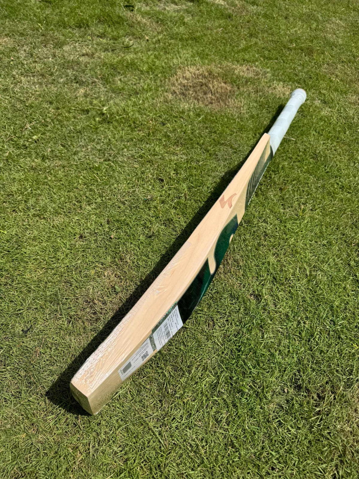 SG Triple Crown Icon cricket bat view 2