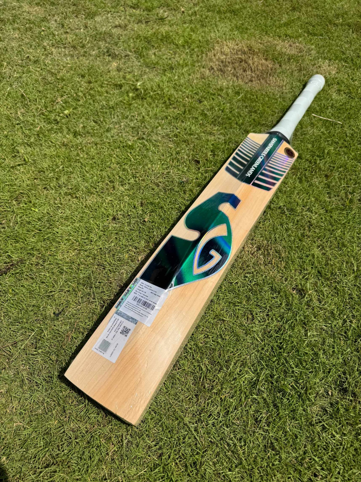 SG Triple Crown Icon cricket bat view 3