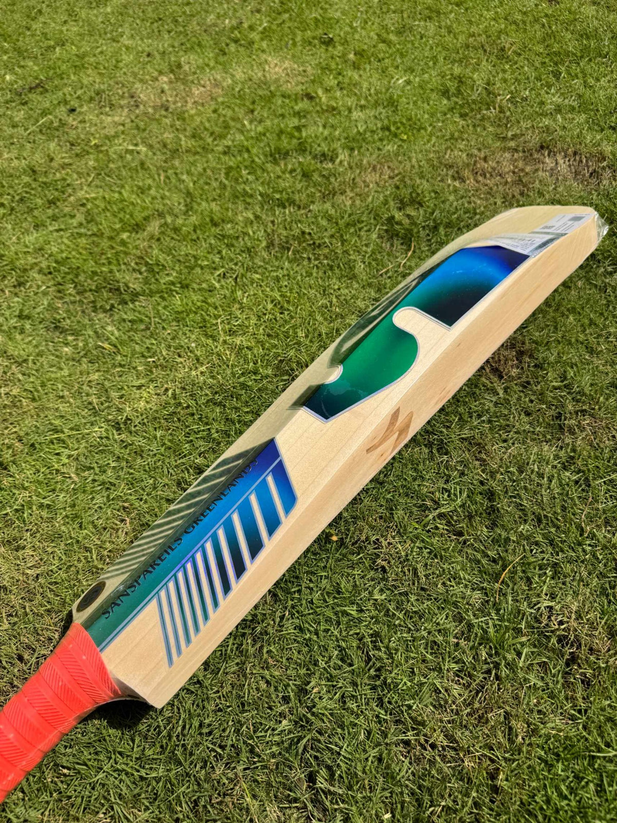 SG Triple Crown Ultimate cricket bat view 7