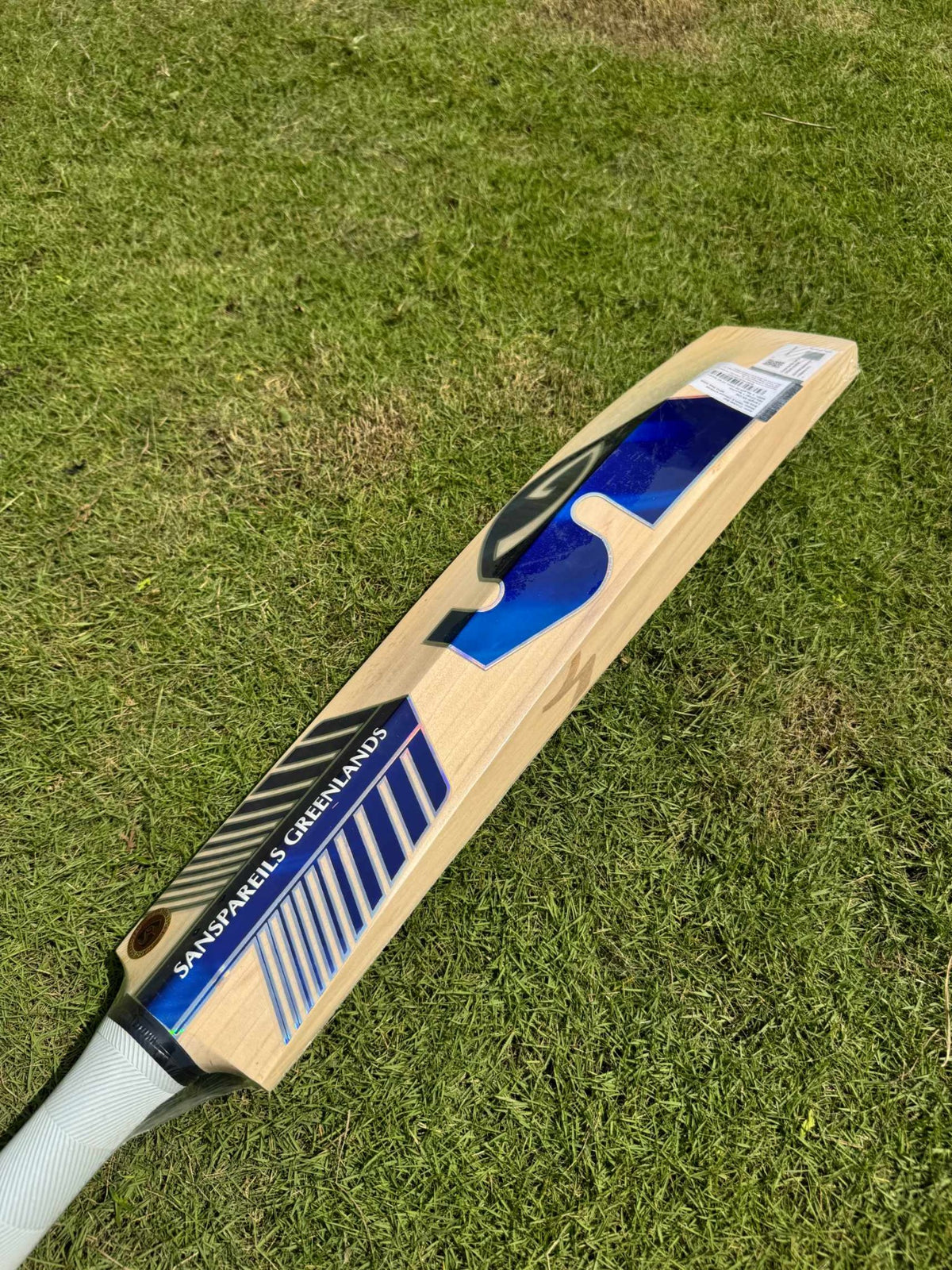 SG Triple Crown Xtreme cricket bat view 5