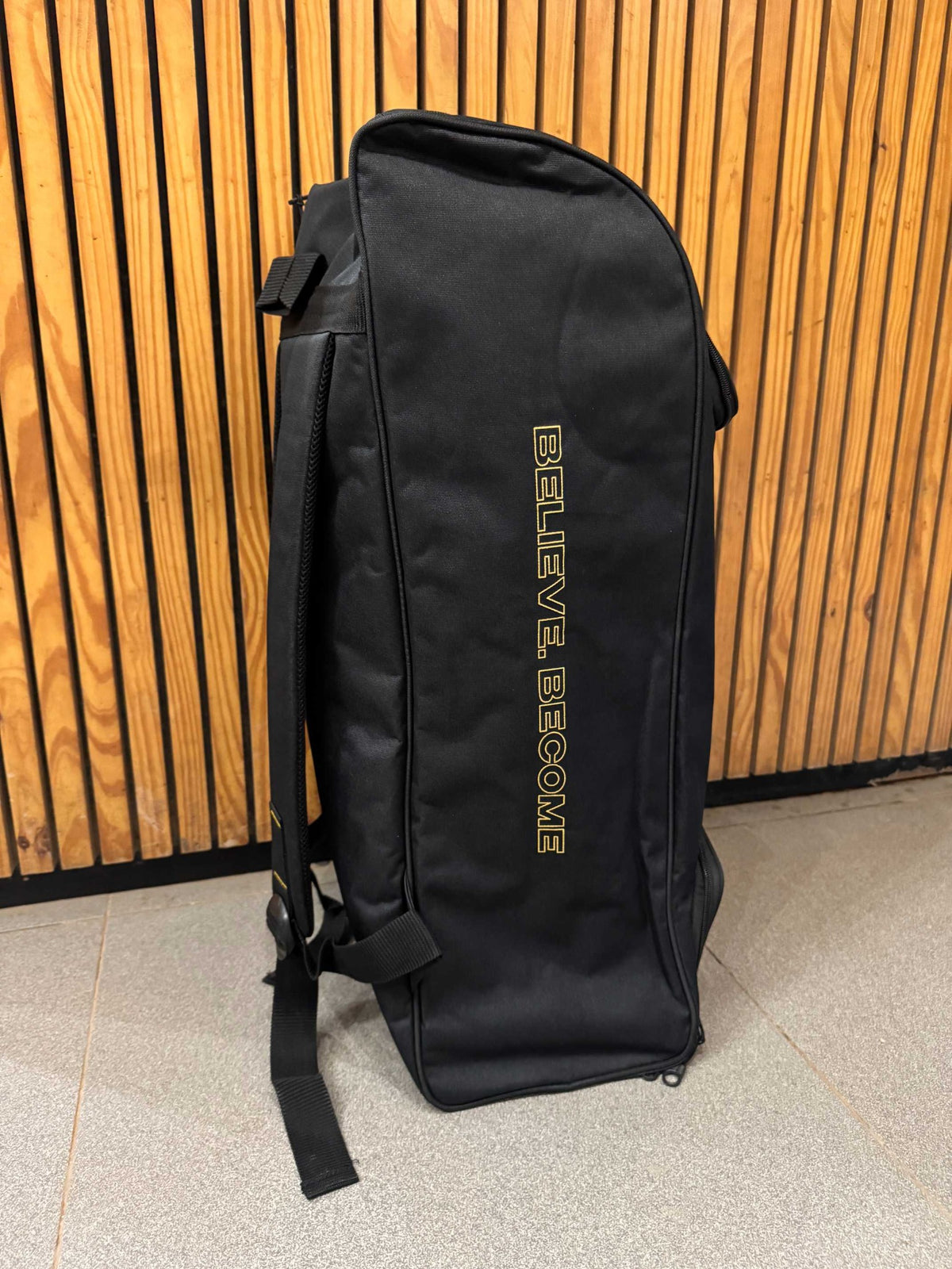 SG V12 Junior Duffle Cricket Kit Bag - view 2