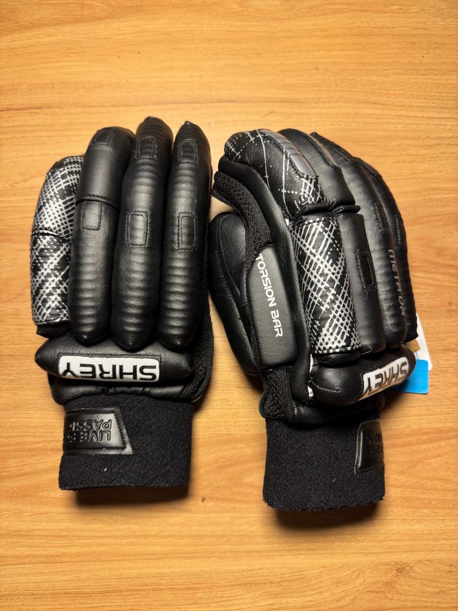 Shrey Meta VR Black  Batting Gloves