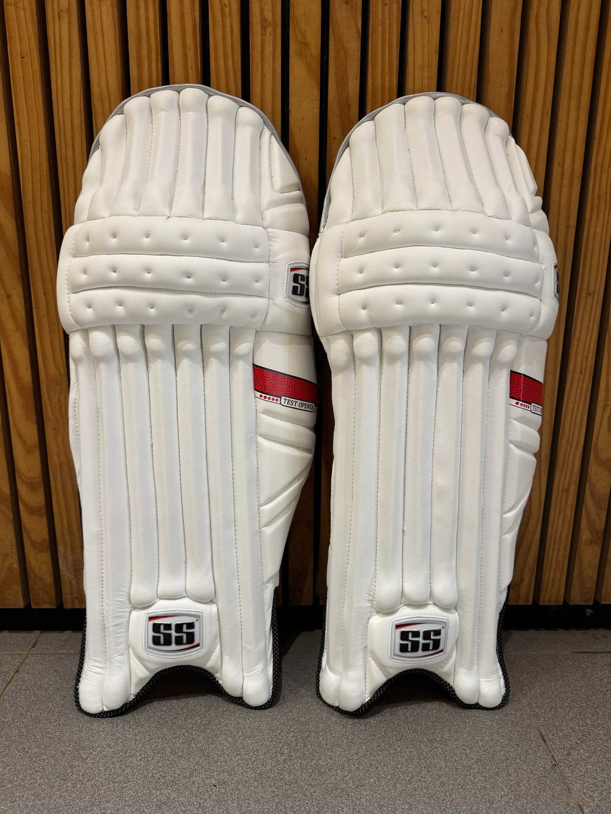 SS Test Opener Men's Right-Hand Batting Leg Guards - view 4